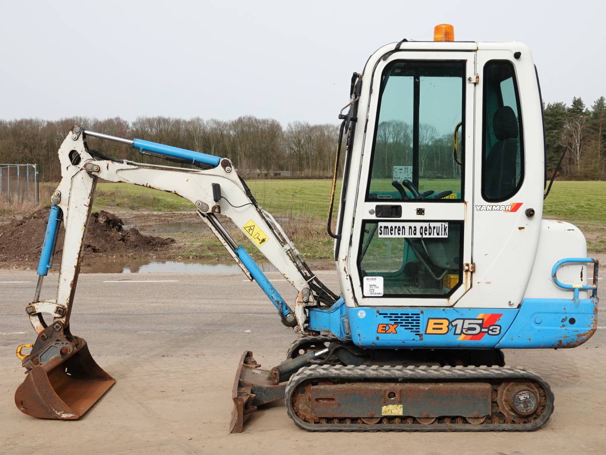 Yanmar ViO33-6 Minibagger kaufen bei M&V Baumaschinen Veit Yanmar ViO33-6 Minibagger kaufen bei M&V Baumaschinen Veit