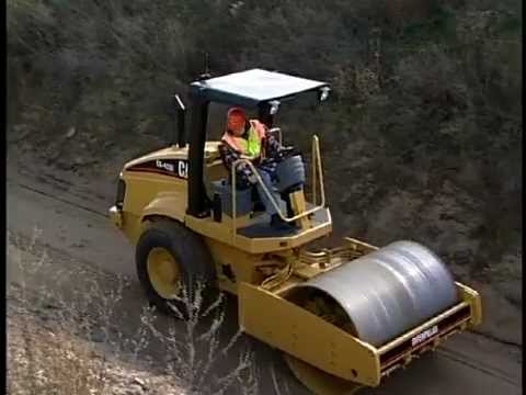 Caterpillar CS-423E (Prefix BWG) Vibratory Compactor Operation and Maintenance Manual 