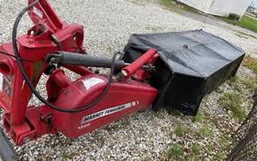 Massey Ferguson 1326 / 1327 / 1328 / 1329 / 1330 DISC MOWERS Parts Catalog Manual