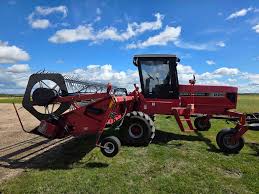 Massey Ferguson 220 SWATHER SERIES II Parts Catalog Manual