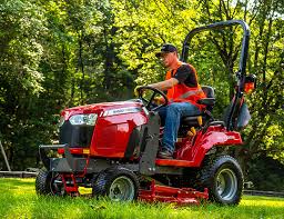 Massey Ferguson LAWN AND GARDEN TRACTOR ATTACHMENTS Parts Catalog Manual