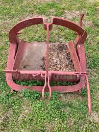 Massey Ferguson NA-1 REVERSIBLE SOIL SCOOP Parts Catalog Manual