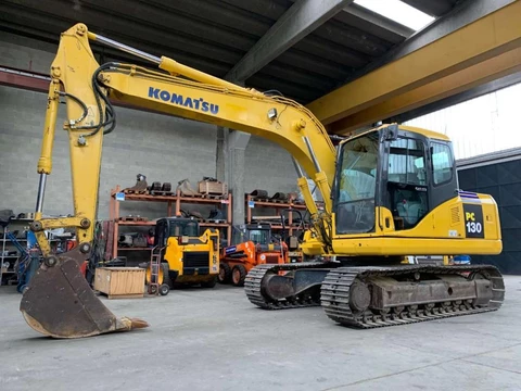 Operation and Maintenance Manual - Komatsu PC130-6(JPN) CRAWLER EXCAVATOR SN 47713-UP