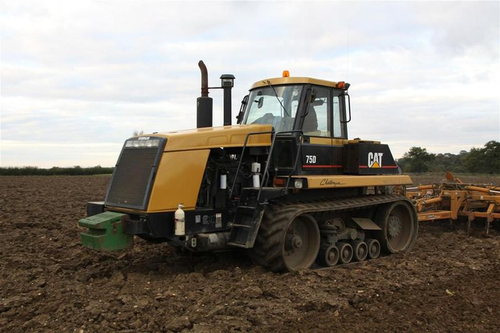OPERATION AND MAINTENANCE MANUAL - CATERPILLAR 75D CHALLENGER 5AR Download