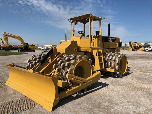 OPERATION AND MAINTENANCE MANUAL - CATERPILLAR 814S BULLDOZER 56D DOWNLOAD 