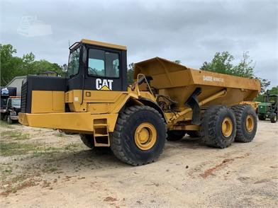 OPERATION AND MAINTENANCE MANUAL - CATERPILLAR D400E SERIES II ARTICULATED TRUCK 8PS DOWNLOAD