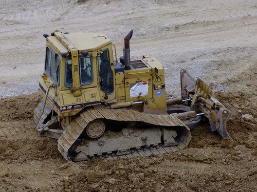 OPERATION AND MAINTENANCE MANUAL - CATERPILLAR D4D TRACK-TYPE TRACTOR 65J DOWNLOAD 