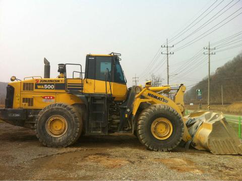 OPERATION & MAINTENANCE MANUAL - KOMATSU WA500-6 WHEEL LOADER 