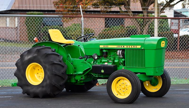 OPERATOR MANUAL - JOHN DEERE 1020 AND 2020 SERIES TRACTOR (OMT26335) DOWNLOAD