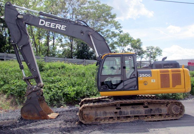 OPERATOR MANUAL - JOHN DEERE 250GLC Excavator (OMT457226X019)  (PIN 1FF250GX__C611620) DOWNLOAD