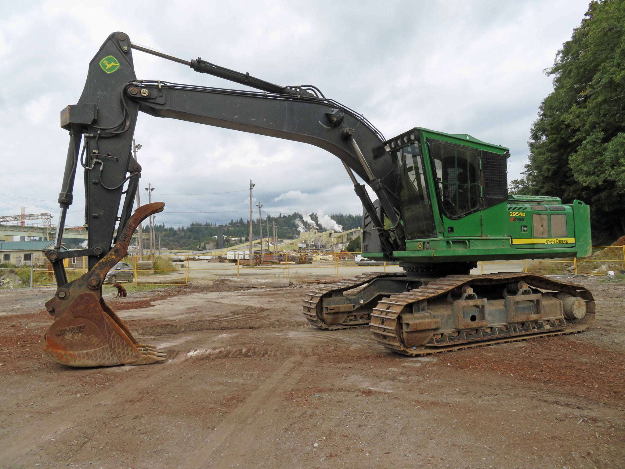 OPERATOR MANUAL - JOHN DEERE 2954D Road Builder (OMT226917) DOWNLOAD