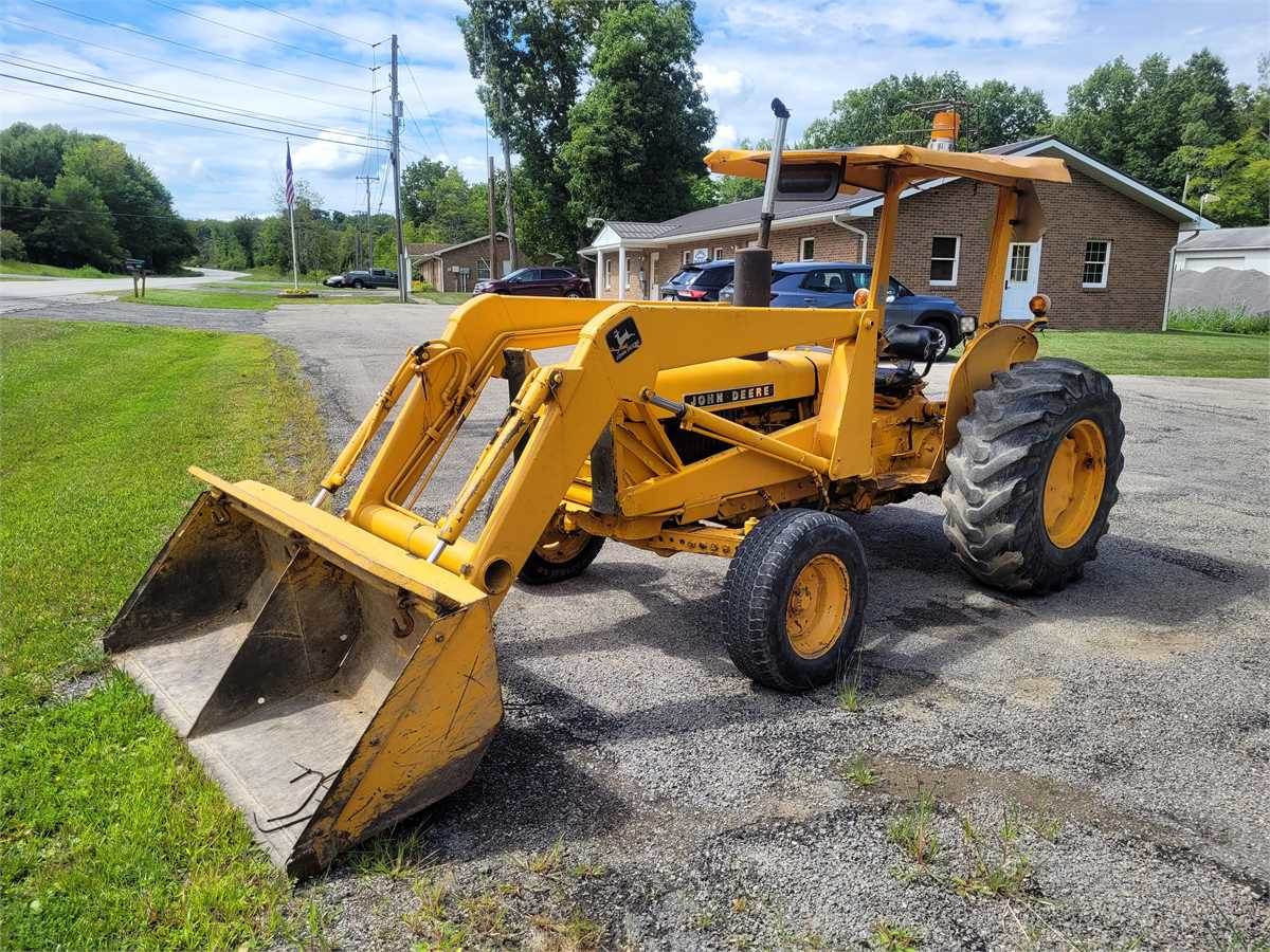 OPERATOR MANUAL - JOHN DEERE 301 BULLDOZER (OMU11585) DOWNLOAD