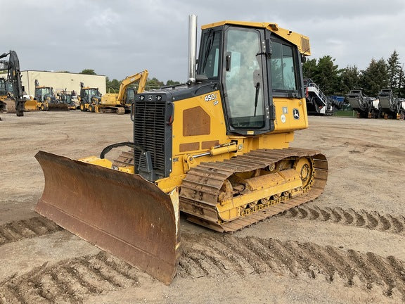 OPERATOR MANUAL - JOHN DEERE 450J Crawler Dozer (OMT204685) DOWNLOAD