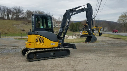 OPERATOR MANUAL - JOHN DEERE 50D Excavator (OMT209413) DOWNLOAD