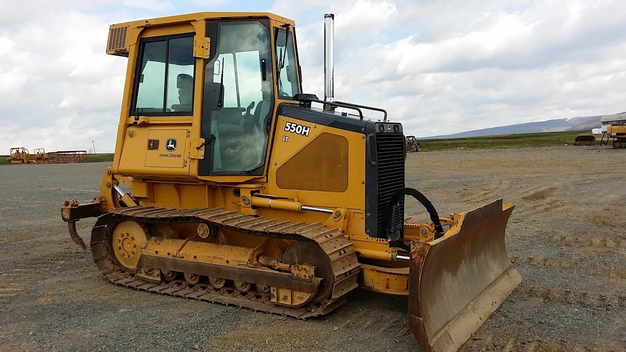 OPERATOR MANUAL - JOHN DEERE 550H Crawler Dozers (OMT182515) DOWNLOAD