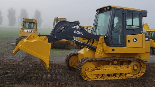 OPERATOR MANUAL - JOHN DEERE 605C Crawler Loader (OMT217598) DOWNLOAD