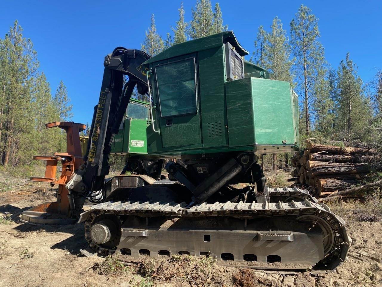 OPERATOR MANUAL - JOHN DEERE 608L HARVESTER (OMF387443) (Serial WC608LX006020-) DOWNLOAD