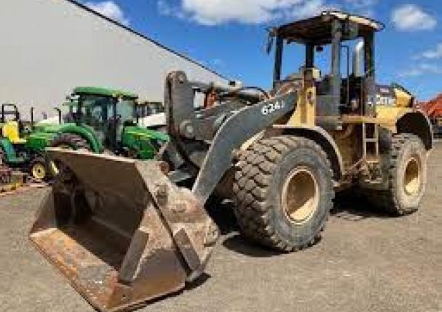 OPERATOR MANUAL - JOHN DEERE 624J Loader (OMT229875) (Serial No. 611797- ) DOWNLOAD