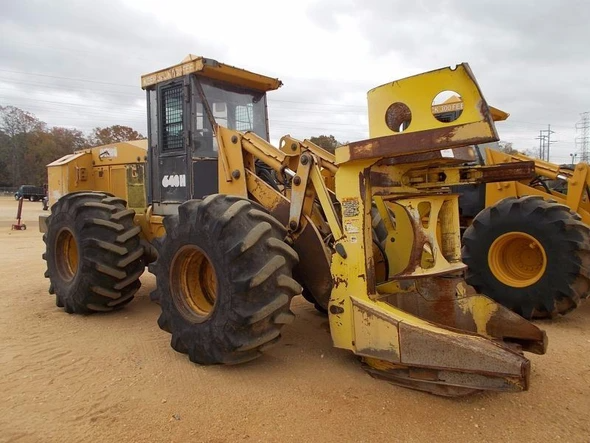 OPERATOR MANUAL - JOHN DEERE 643H WHEELED FELLER BUNCHER (OMT186093) (Serial No. 882467 -- ) DOWNLOAD