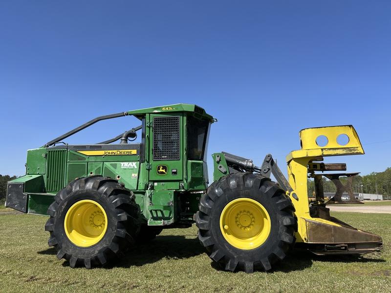 OPERATOR MANUAL - JOHN DEERE 643L Wheeled Feller Buncher (OMT335598X19) DOWNLOAD