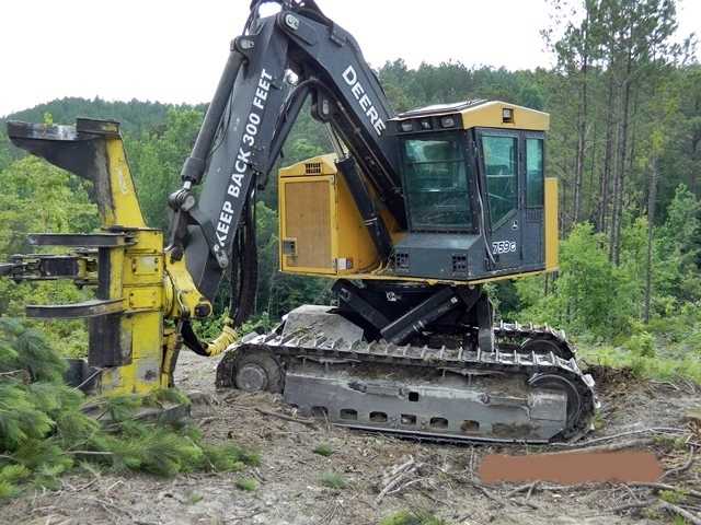 OPERATOR MANUAL - JOHN DEERE 759G TRACKED FELLER-BUNCHER (F387428) (Serial No. 759G001100 - 001108) DOWNLOAD