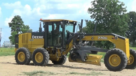 OPERATOR MANUAL - JOHN DEERE 770G Motor Grader (OMT314825) DOWNLOAD