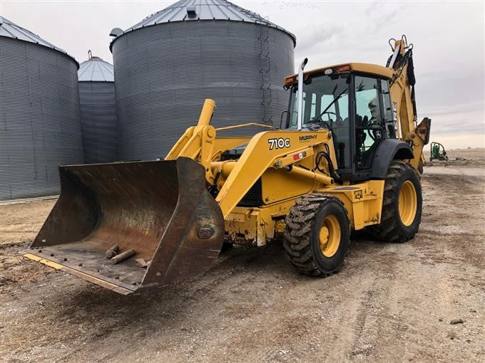 OPERATOR MANUAL - JOHN DEERE 9300 BACKHOE (OMT42370) DOWNLOAD