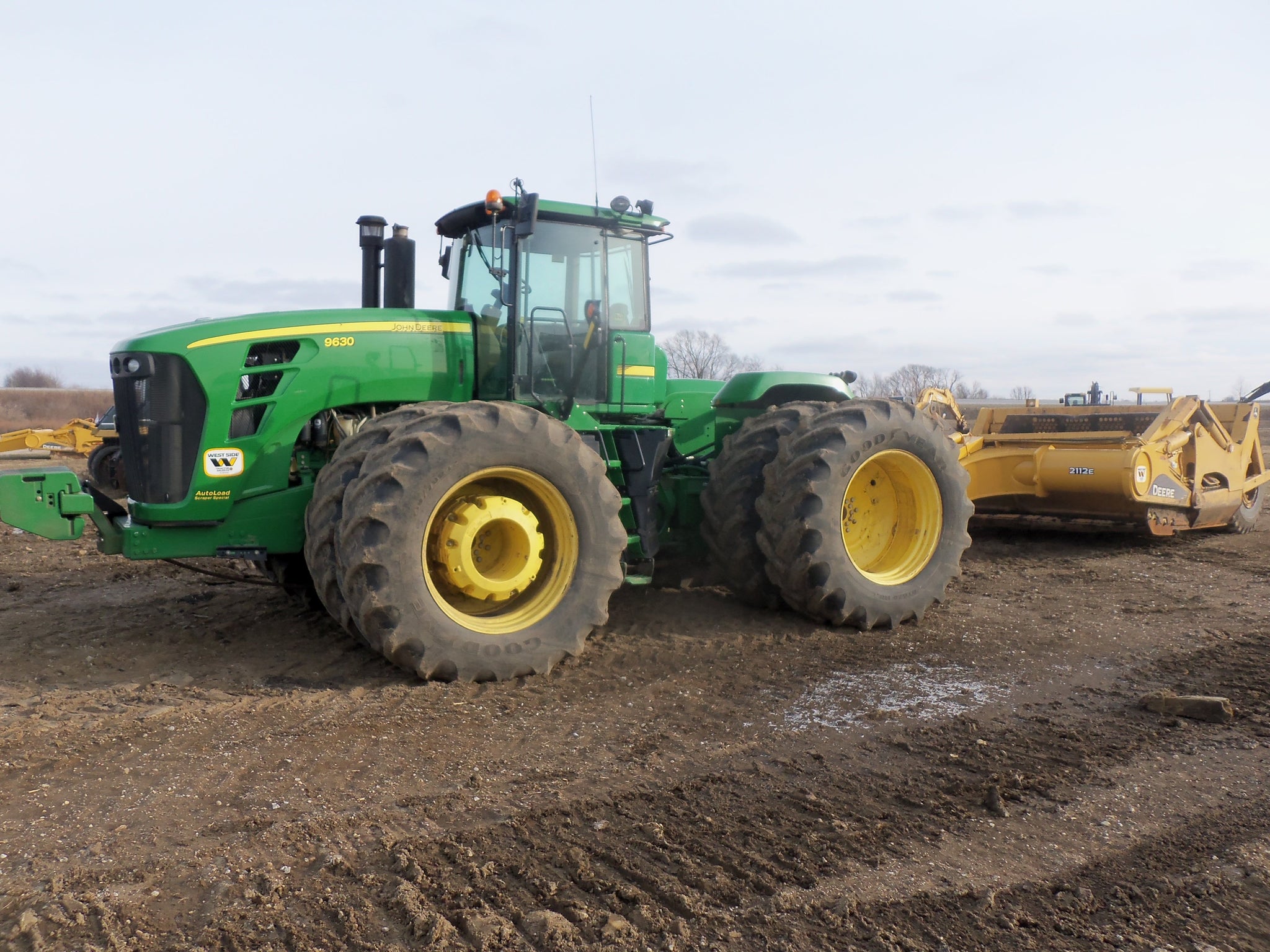 OPERATOR MANUAL - JOHN DEERE 9430 Scraper Tractor (OMAR283052) DOWNLOAD