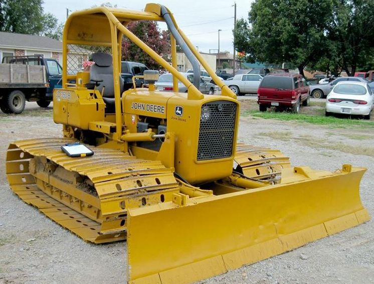 OPERATOR MANUAL - JOHN DEERE JD350 Crawler (OMT32423) DOWNLOAD