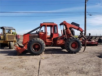 OPERATOR MANUAL - JOHN DEERE TIMBERJACK 380/450/480 B Series Skidder SN: 358001-CI2995 DOWNLOAD