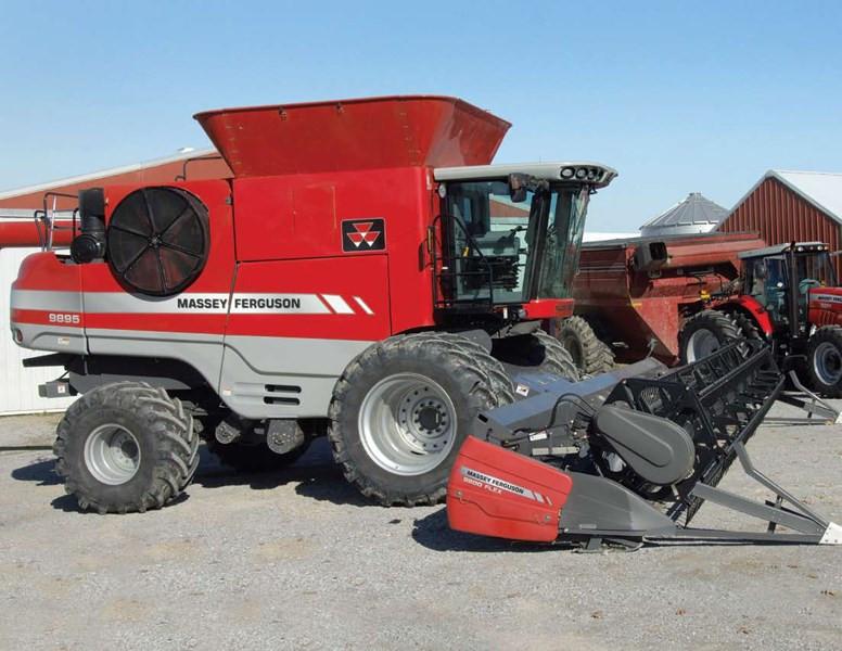 OPERATOR MANUAL - MASSEY FERGUSON 9895 CE COMBINE HUC8E101 AND UP