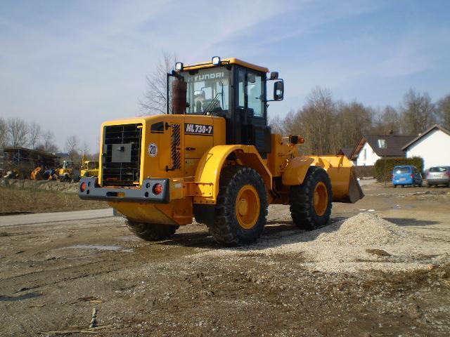 OPERATOR'S MANUAL - HYUNDAI HL730-7A WHEEL LOADER DOWNLOAD