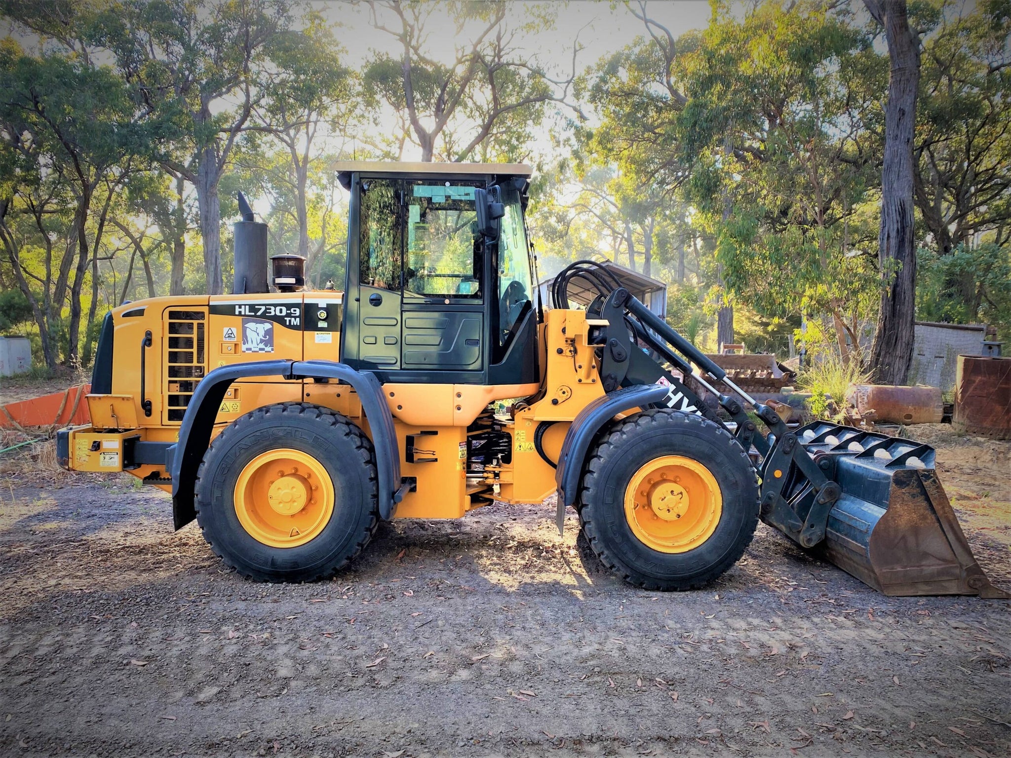 OPERATOR'S MANUAL - HYUNDAI HL730TM-9A WHEEL LOADER DOWNLOAD