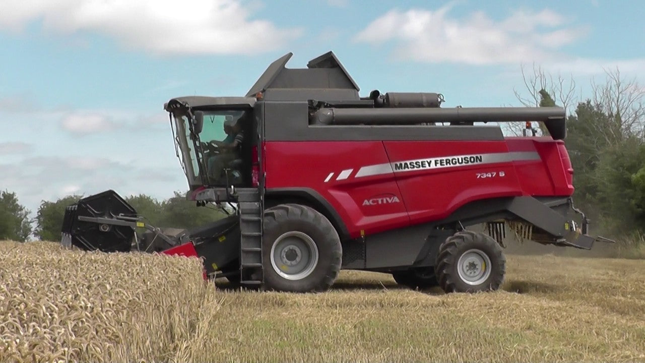 OPERATOR’S MANUAL - MASSEY FERGUSON MF7345S-MF7347S COMBINE 2015 3273063M DOWNLOAD