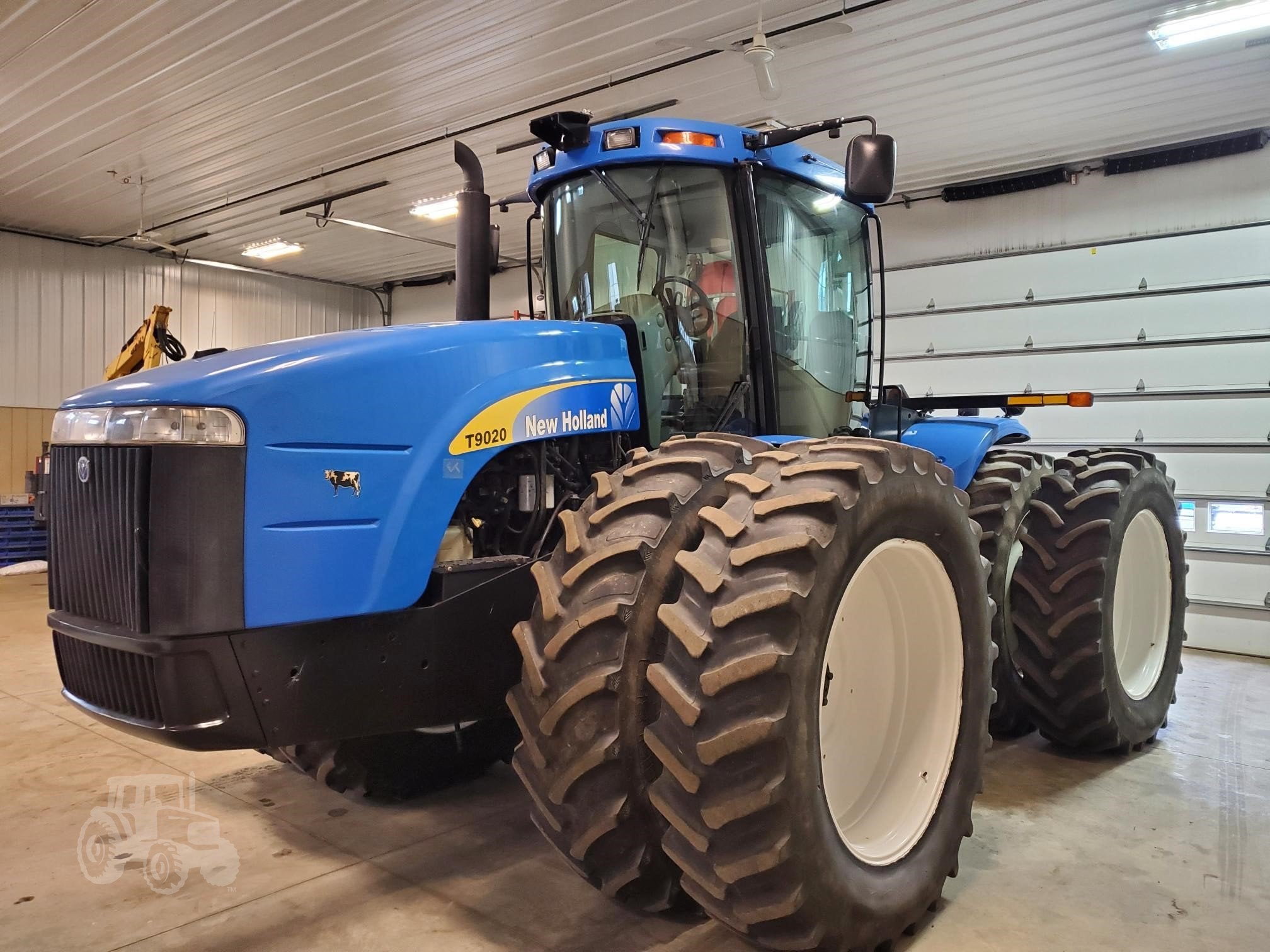 OPERATOR'S MANUAL - NEW HOLLAND T9020, T9030, T9040, T9050, T9060 TRACTOR DOWNLOAD