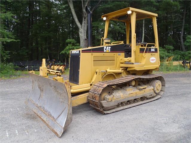 Operation and Maintenance Manual - Caterpillar D4C Crawler Tractor 6YL01673 Download