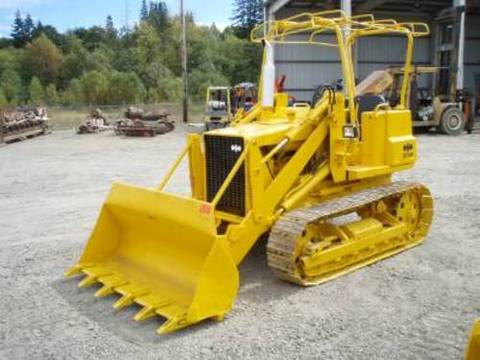 Operation and Maintenance Manual - Komatsu D20S-6(JPN) Crawler Loader SN 60165-UP