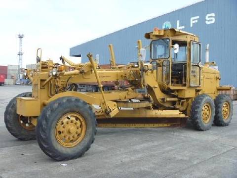 Operation and Maintenance Manual - Komatsu GD605A-1(JPN) Motor Grader SN 50002-UP