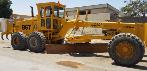 Operation and Maintenance Manual - Komatsu GD705A-3(JPN) Wheel Loader SN 30001-UP