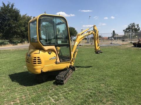 Operation and Maintenance Manual - Komatsu PC15R-8(ITA) Crawler Excavator SN F22262-UP