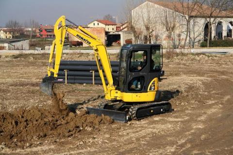 Operation and Maintenance Manual - Komatsu PC35R-8(JPN) Crawler Excavator SN 35001-UP