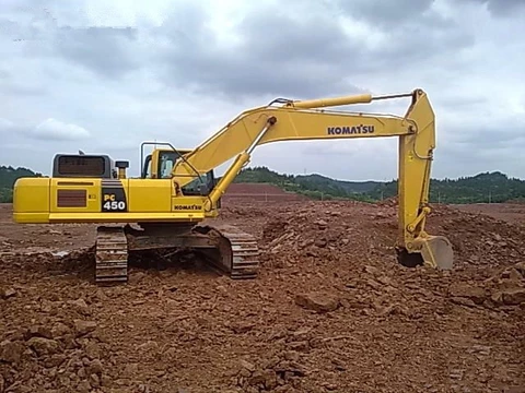 Operation and Maintenance Manual - Komatsu PC450-7(JPN)-TIER3 WORK EQUIPMENT GREASE 500H CRAWLER EXCAVATOR SN 30001-UP