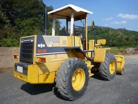 Operation and Maintenance Manual - Komatsu WA100-1(JPN) Wheel Loader SN 10001-20000