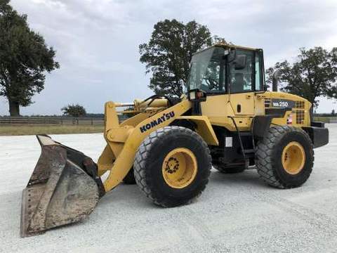 Operation and Maintenance Manual - Komatsu WA250PTL-5(JPN) Wheel Loader SN 70001-70024