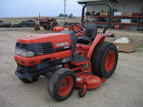 Operator's Manual - Kubota L2900 L3300 L3600 L4200 Tractor Download