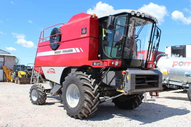Operator’s Manual – MASSEY FERGUSON MF 7240 ACTIVA Combine 2013 – L272714M DOWNLOAD