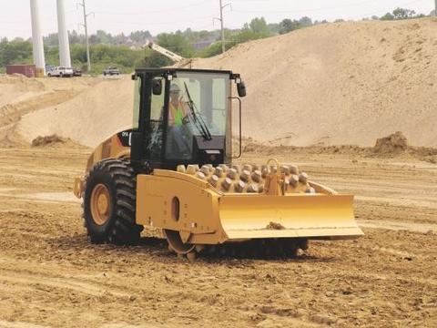 PARTS CATALOG MANUAL - CATERPILLAR CP-74B VIBRATORY COMPACTOR 744 DOWNLOAD