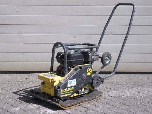 PARTS MANUAL - BOMAG BP 18/45-2 VIBRATING PLATE (NON-REVESIBLE) SN 101630801001 - 101630802551 (00811429) DOWNLOAD