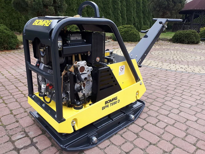 PARTS MANUAL - BOMAG BPR 75/60 HD-3 VIBRATORY PLATE (REVERSIBLE) SN 101690631035 - 101690631064 (00817447) DOWNLOAD