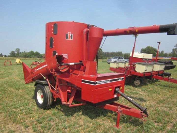 PARTS MANUAL - CASE IH 1250 GRINDER MIXER DOWNLOAD